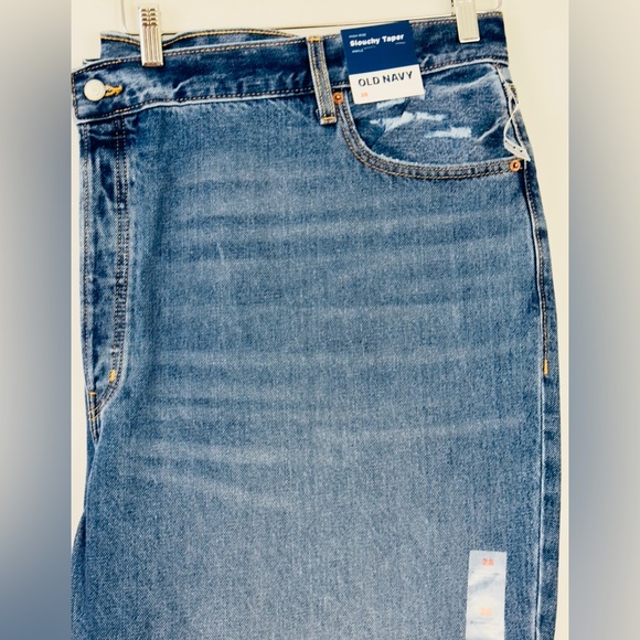 OLD NAVY Woman’s Plus Size 28 High Rise, Slouchy Taper Ankle Fit Jeans. . NWT - Picture 4 of 12